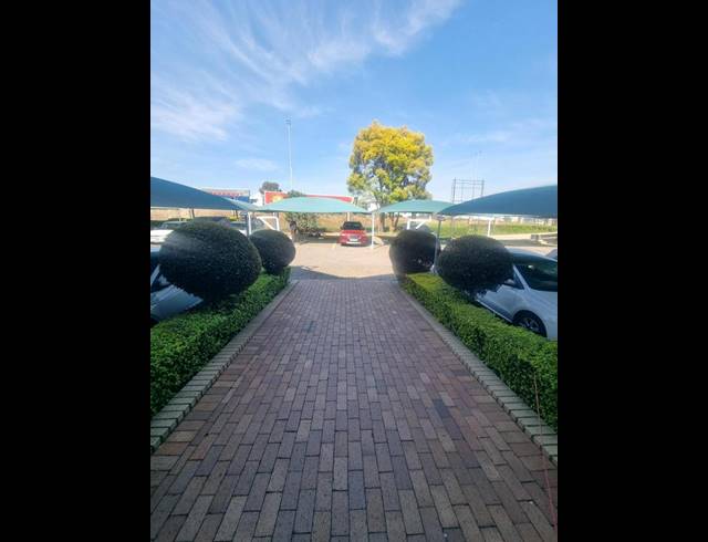 BUSINESS PROPERTY TO RENT IN BEDFORDVIEW
